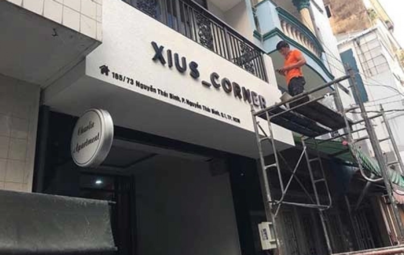 Bảng hiệu Cemboard xi măng