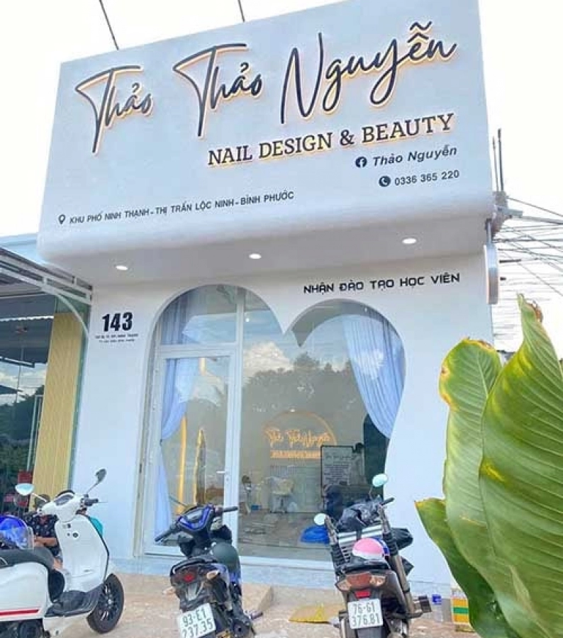 Bảng hiệu cemboard xi măng ấn tượng, sang trọng