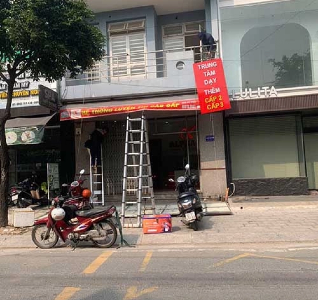 Tháo Dỡ Bảng Hiệu Giá Rẻ