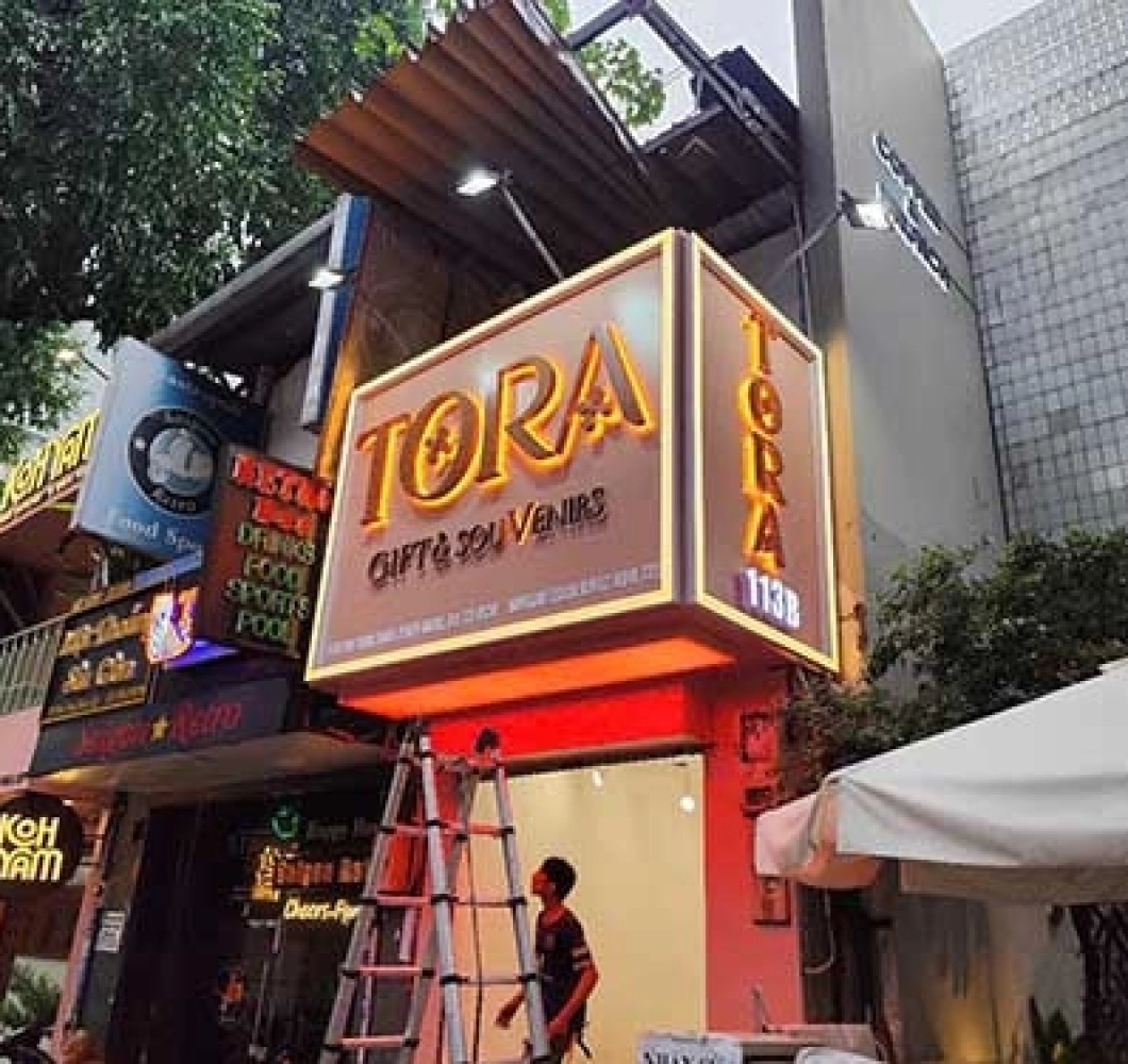 Thay Địa Chỉ Bảng Hiệu